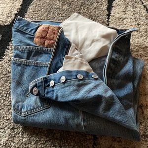 Levi’s 501s 33Wx36L buttonfly Jeans